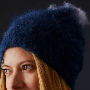NWT ANTHROPOLOGIE Ombre Beanie Navy Wool-Blend Stretchy Knit Fluffy Soft Cap